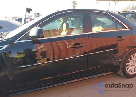 2013 Cadillac Cts Luxury z USA, uszkodzony, nr VIN 1G6DE5E55D0118168